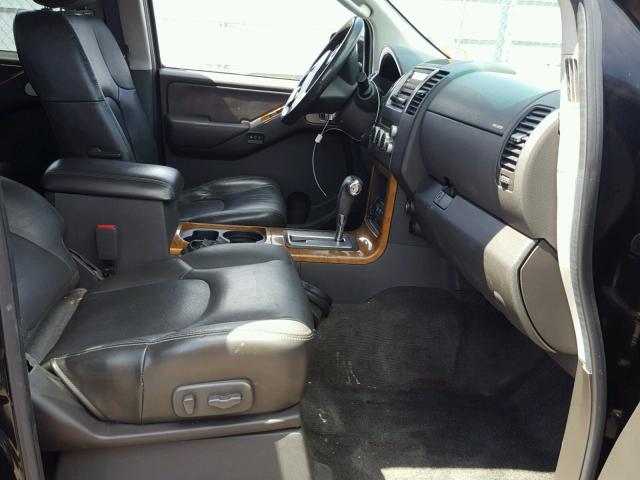 5N1AR18W45C704759 - 2005 NISSAN PATHFINDER BLACK photo 5