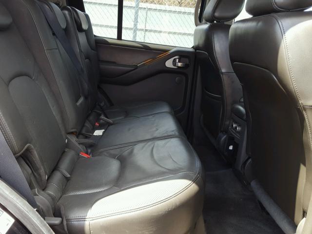 5N1AR18W45C704759 - 2005 NISSAN PATHFINDER BLACK photo 6