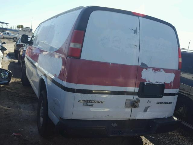 1GCGG25V761189954 - 2006 CHEVROLET EXPRESS G2 WHITE photo 3