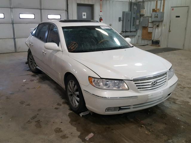 KMHFC46F26A036498 - 2006 HYUNDAI AZERA SE WHITE photo 1