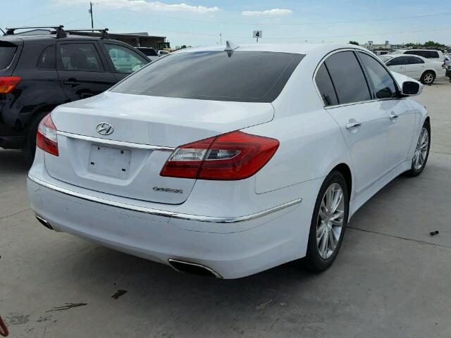 KMHGC4DD4EU261797 - 2014 HYUNDAI GENESIS 3. WHITE photo 4