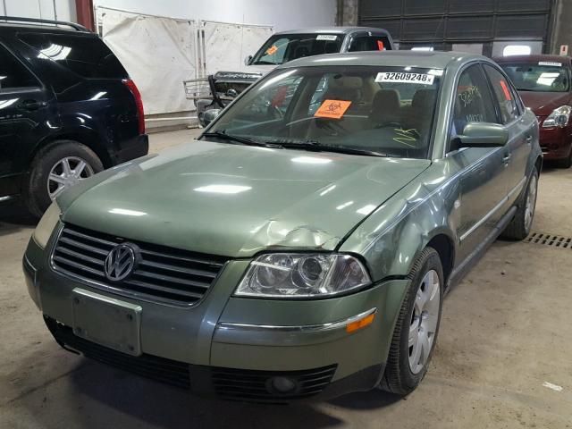 WVWTH63BX3P293973 - 2003 VOLKSWAGEN PASSAT GLX 绿色 照片 2