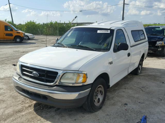 1FTRF172X2NB01829 - 2002 FORD F-150 WHITE photo 2