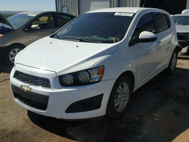 1G1JA6SH6C4136792 - 2012 CHEVROLET SONIC LS 白色 照片 2