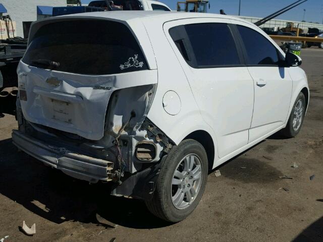 1G1JA6SH6C4136792 - 2012 CHEVROLET SONIC LS WHITE photo 4