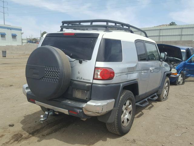 JTEBU11F970066218 - 2007 TOYOTA FJ CRUISER SILVER photo 4