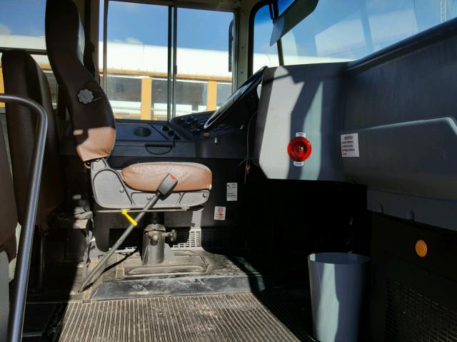 4DRBUAFN86B206889 - 2006 IC CORPORATION 3000 ყვითელი ფოტო 5