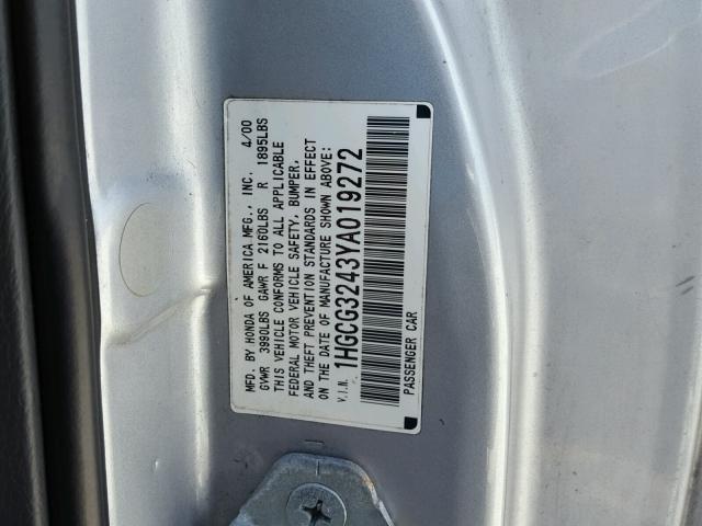 1HGCG3243YA019272 - 2000 HONDA ACCORD LX SILVER photo 10