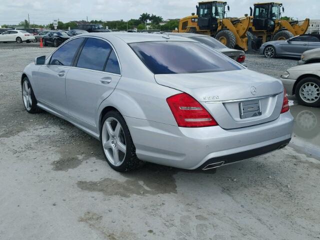 WDDNG7DB3DA507423 - 2013 MERCEDES-BENZ S550 SILVER photo 3