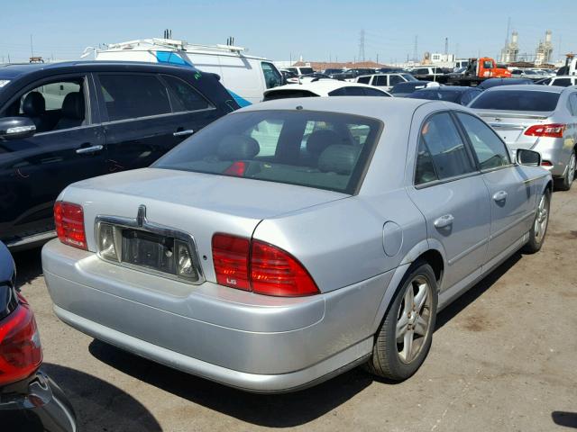 1LNHM87AXYY846889 - 2000 LINCOLN LS 银色 照片 4