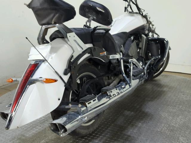 5VPTW36N1G3055812 - 2016 VICTORY MOTORCYCLES CROSS COUN TWO TONE photo 14