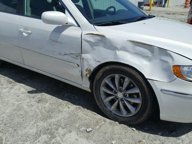 KMHFC46F47A204076 - 2007 HYUNDAI AZERA SE WHITE photo 9