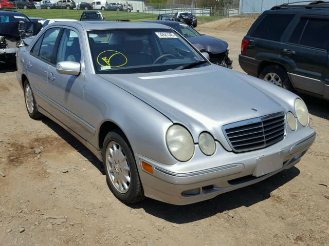 WDBJF82J5YX034900 - 2000 MERCEDES-BENZ E 320 4MAT SILVER photo 1