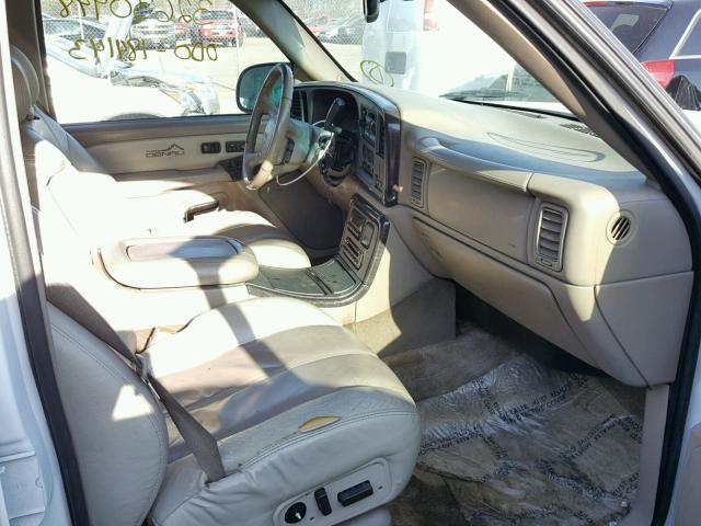 1GKEK63U92J107826 - 2002 GMC DENALI WHITE photo 5