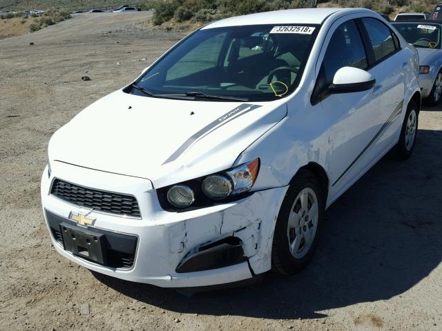1G1JB5SG4D4219413 - 2013 CHEVROLET SONIC LS 白色 照片 2