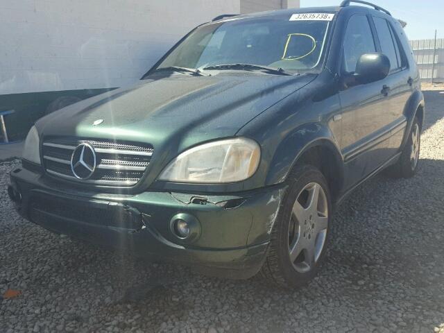 4JGAB74E4YA203679 - 2000 MERCEDES-BENZ ML 55 GREEN photo 2