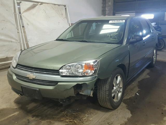 1G1ZT62865F105630 - 2005 CHEVROLET MALIBU MAX GREEN photo 2