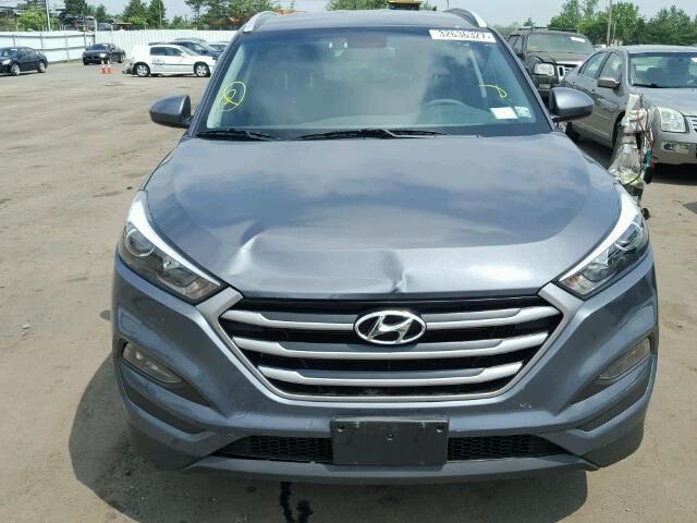 KM8J3CA49HU453595 - 2017 HYUNDAI TUCSON LIM GRAY photo 9