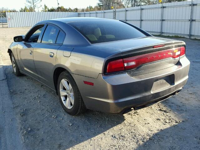 2B3CL3CG1BH562147 - 2011 DODGE CHARGER GRAY photo 3