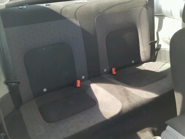 3VWCK21C72M460412 - 2002 VOLKSWAGEN NEW BEETLE 银色 照片 6