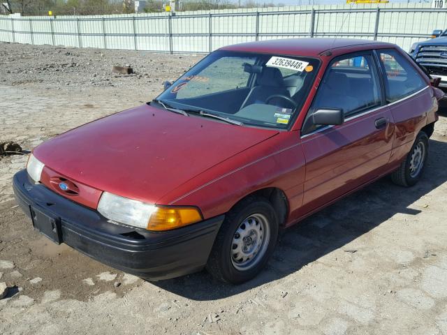 1FAPP10JXPW239772 - 1993 FORD ESCORT BURGUNDY photo 2