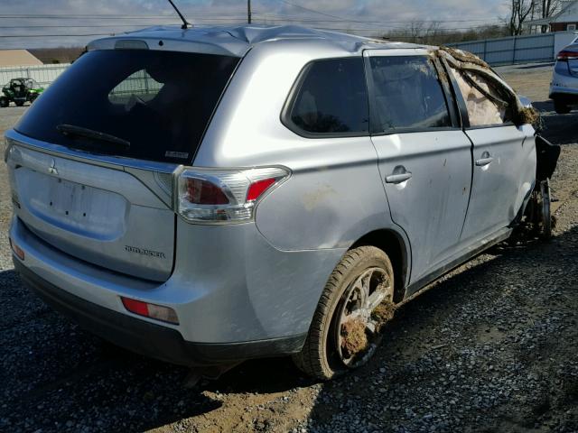 JA4AZ3A3XEZ005871 - 2014 MITSUBISHI OUTLANDER SILVER photo 4