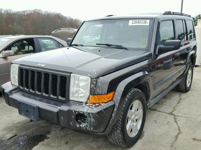 1J8HG48K96C330537 - 2006 JEEP COMMANDER GRAY photo 2