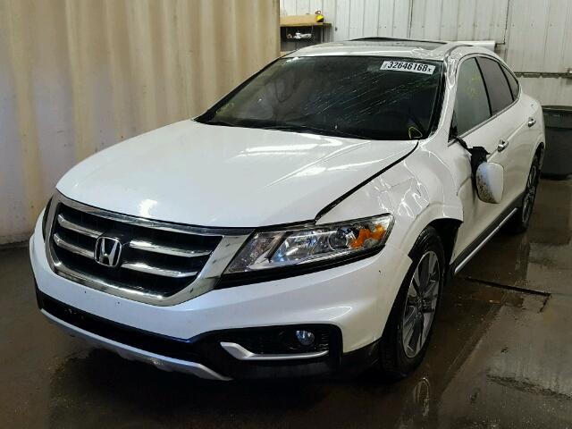 5J6TF2H59FL003102 - 2015 HONDA CROSSTOUR WHITE photo 2