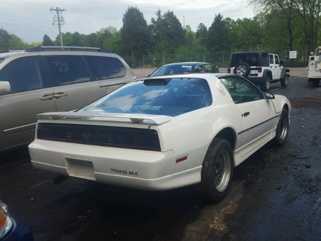 1G2FW87F2GL252718 - 1986 PONTIAC FIREBIRD T WHITE photo 4