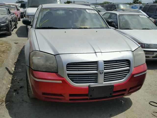 2D4FV48T95H514386 - 2005 DODGE MAGNUM SE TWO TONE photo 9