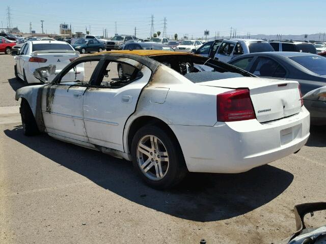 2B3LA43G96H486484 - 2006 DODGE CHARGER SE WHITE photo 3