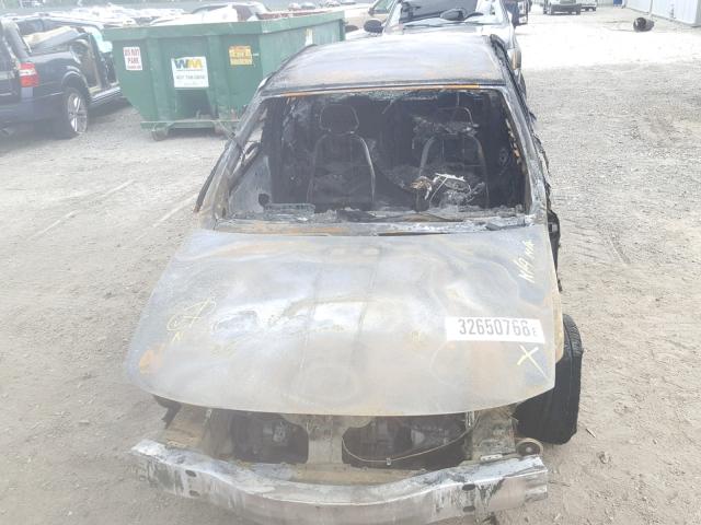 1G8AJ52FX4Z122084 - 2004 SATURN ION LEVEL SILVER photo 9