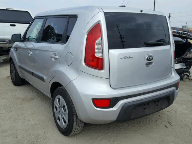 KNDJT2A56D7542606 - 2013 KIA SOUL SILVER photo 3