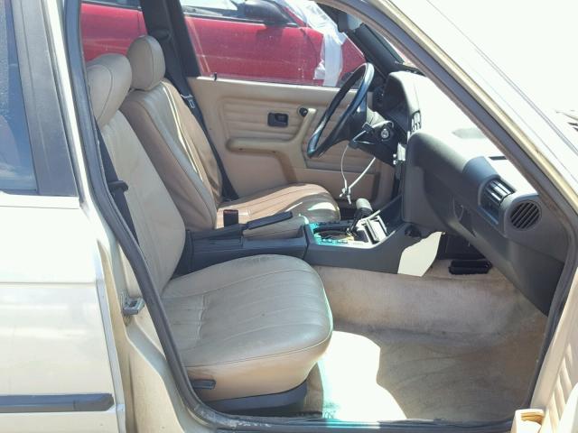 WBAAD2309J8844702 - 1988 BMW 325 I AUTO SILVER photo 5