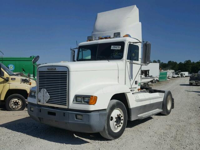 1FUWDMCA1WP902854 - 1998 FREIGHTLINER CONVENTION WHITE photo 2