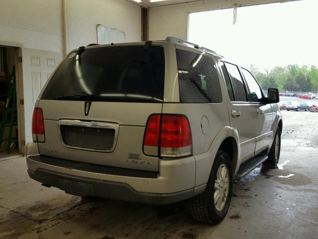 5LMEU88H44ZJ27864 - 2004 LINCOLN AVIATOR SILVER photo 4