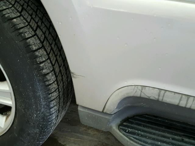 5LMEU88H44ZJ27864 - 2004 LINCOLN AVIATOR 银色 照片 9