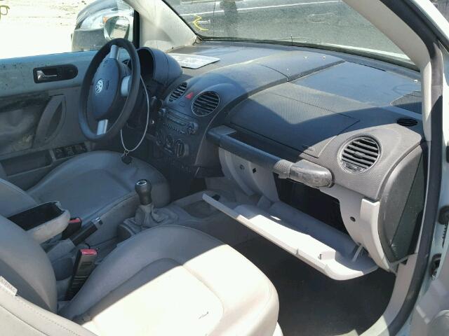 3VWRF31Y46M319898 - 2006 VOLKSWAGEN NEW BEETLE 蓝色 照片 5