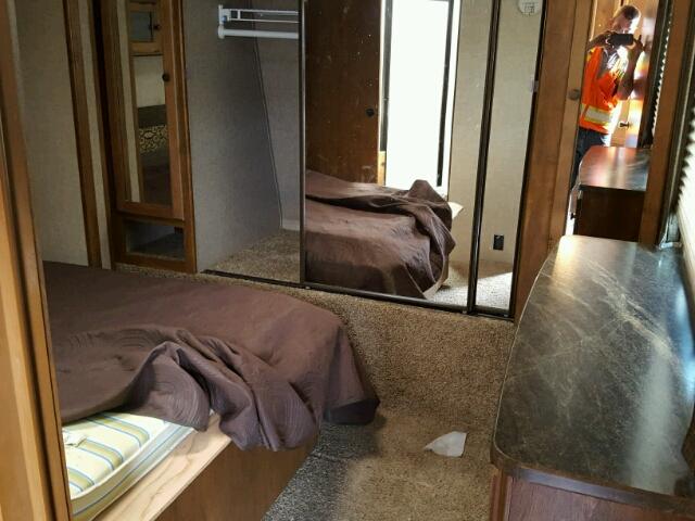 4YDT29923E1532793 - 2014 KEYSTONE SPRINTER 双色 照片 8