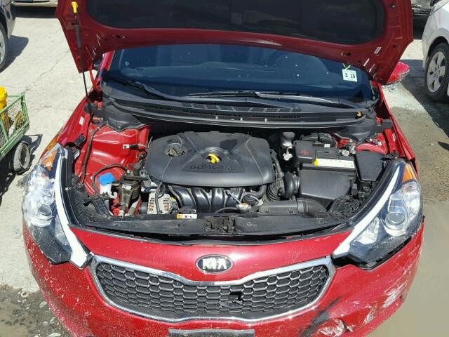 KNAFX4A67E5218850 - 2014 KIA FORTE LX RED photo 7