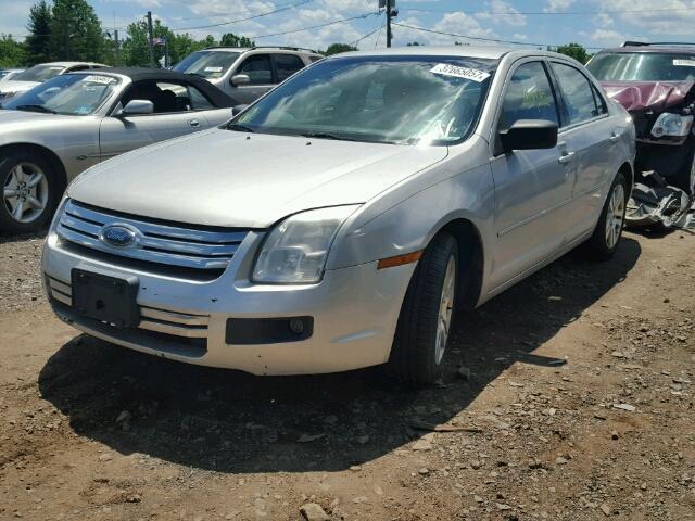 3FAHP08128R144579 - 2008 FORD FUSION SEL SILVER photo 2