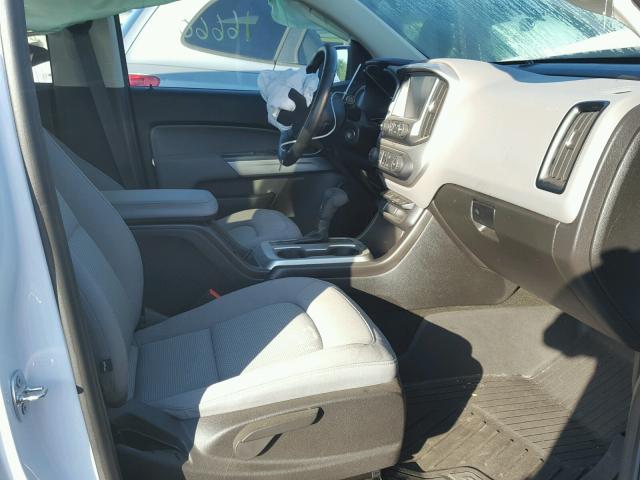 1GCGSCEN6H1254588 - 2017 CHEVROLET COLORADO L WHITE photo 5