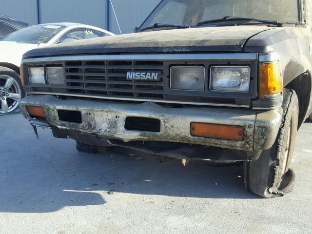 1N6ND01S8FC317121 - 1985 NISSAN 720 BROWN photo 9