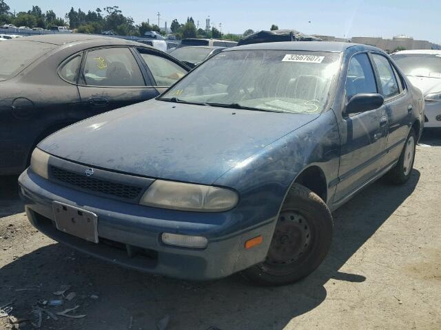 1N4BU31F9PC236551 - 1993 NISSAN ALTIMA XE BLUE photo 2