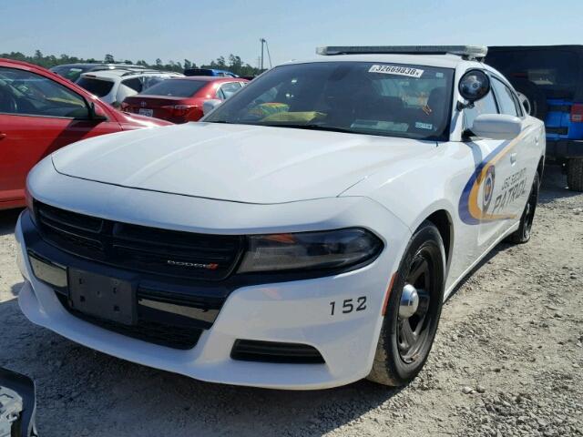 2C3CDXAT1FH906900 - 2015 DODGE CHARGER PO WHITE photo 2