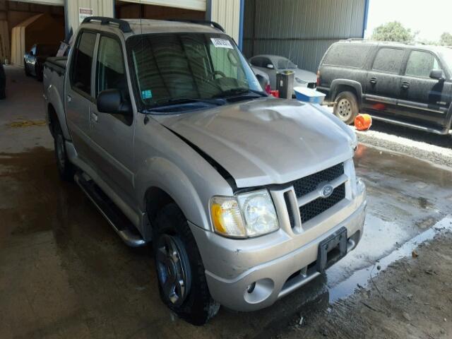 1FMZU67K24UC21549 - 2004 FORD EXPLORER S SILVER photo 1