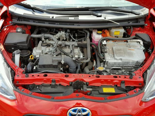 JTDKDTB30F1585316 - 2015 TOYOTA PRIUS C RED photo 7