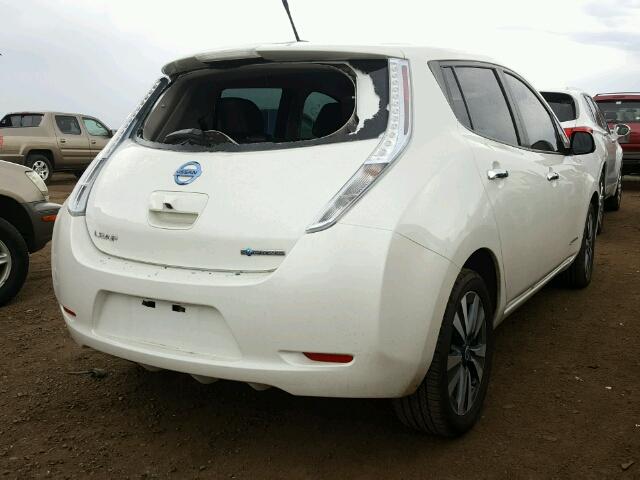 1N4AZ0CP0DC411993 - 2013 NISSAN LEAF S WHITE photo 4