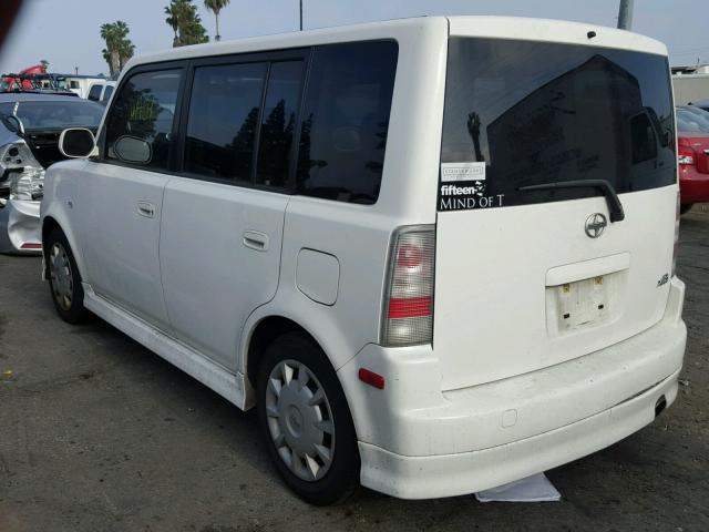 JTLKT334364085275 - 2006 TOYOTA SCION XB WHITE photo 3