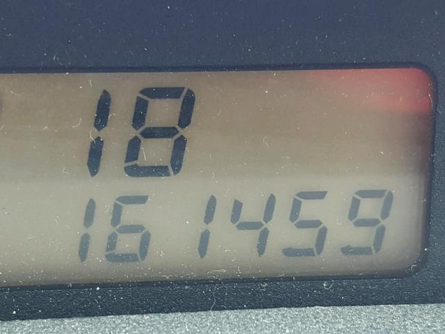 JTLKT334364085275 - 2006 TOYOTA SCION XB WHITE photo 8